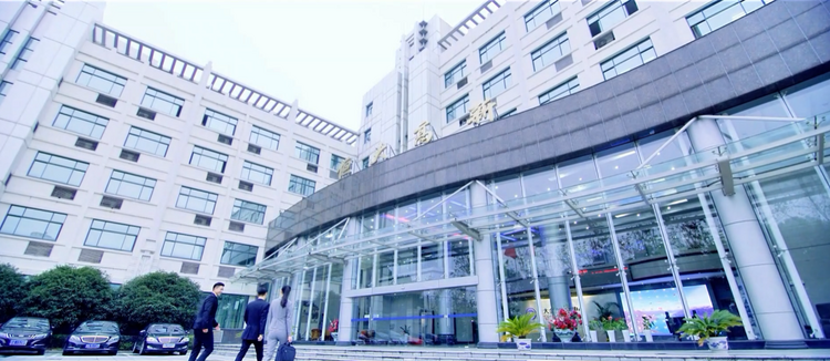 志存恒远 鼎成大业——江西恒大集团的创业之路_fororder_图片8
