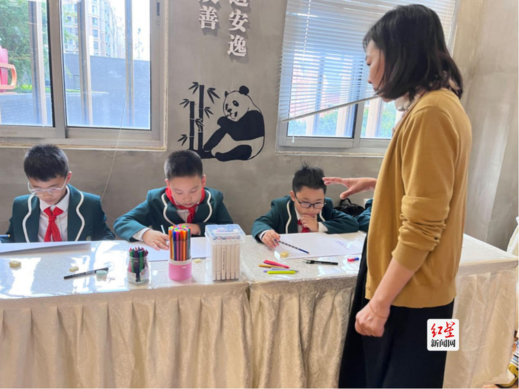 （转载）“九九重阳 幸福芳草”文明实践活动在成都高新区举行