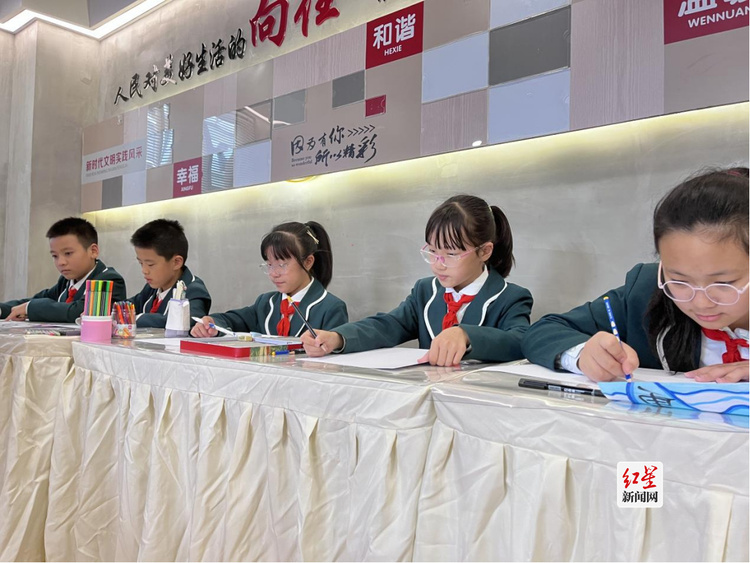 （转载）“九九重阳 幸福芳草”文明实践活动在成都高新区举行