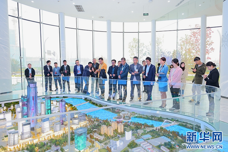 （转载）“一道九园”串起千亿集群 锦江东岸续写成都软件产业新篇章