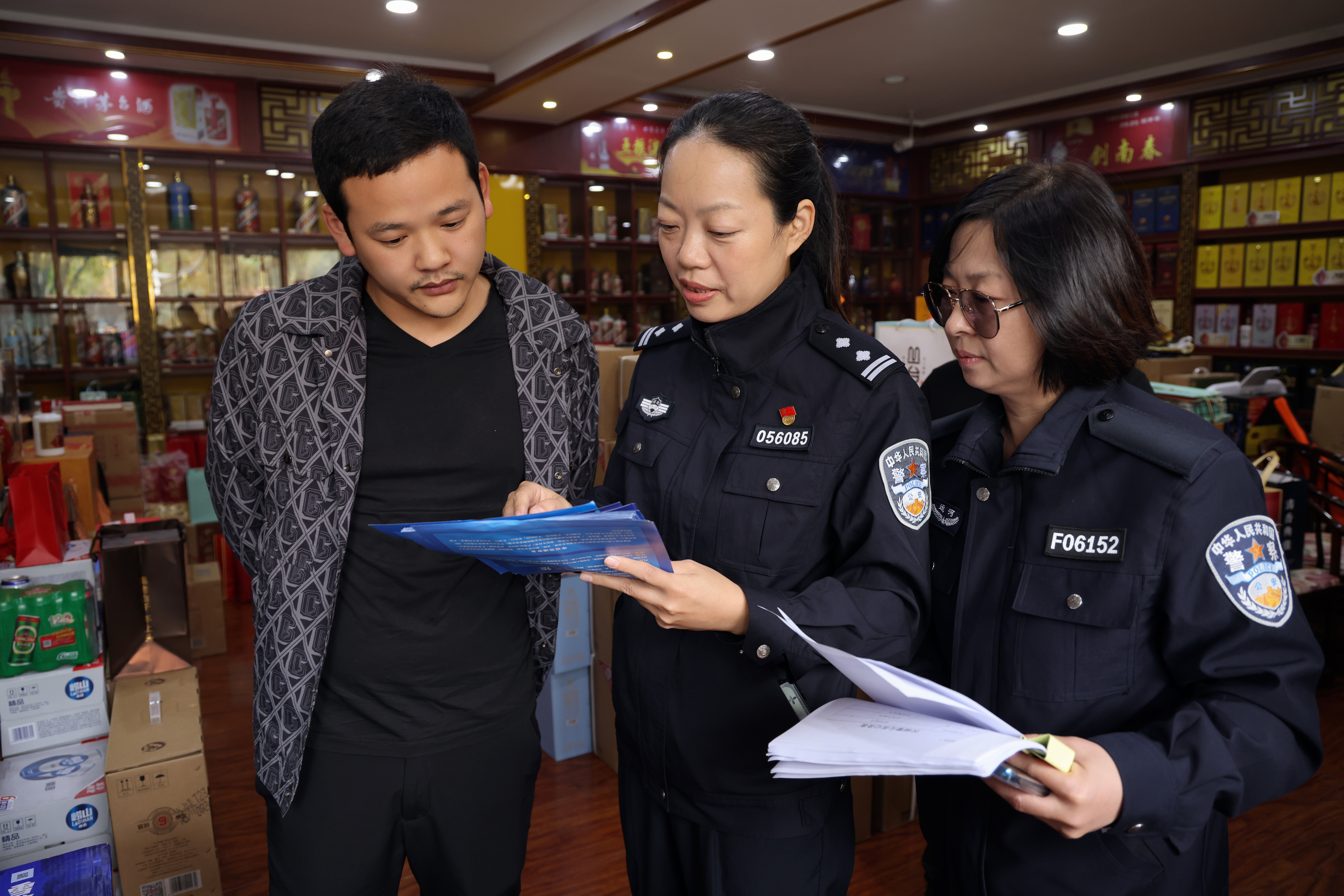 沧州市运河区：“百万警进千万家” 筑牢反诈防诈安全墙_fororder_图片6