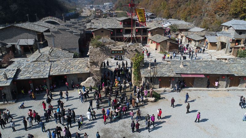 陕西朱家湾：做好“山水文章” 打造康养胜地