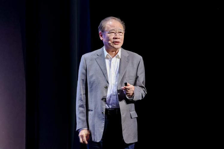 顶尖科学家“硬核”科普 科学嘉年华“金盒子奇妙夜”在沪举办