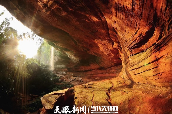 丹青赤水向世界进发｜赤水市奋力推进旅游产业化打造世界级旅游景区