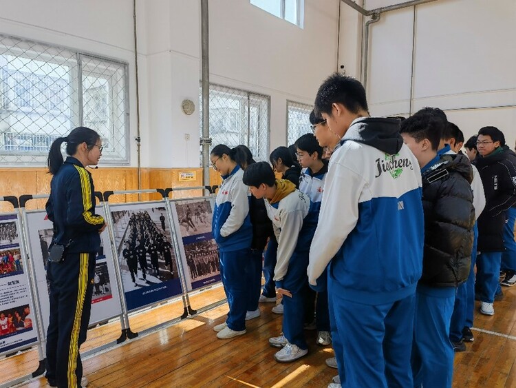 “海河回响—女排精神巡展”走进天津市嘉诚中学_fororder_图片3