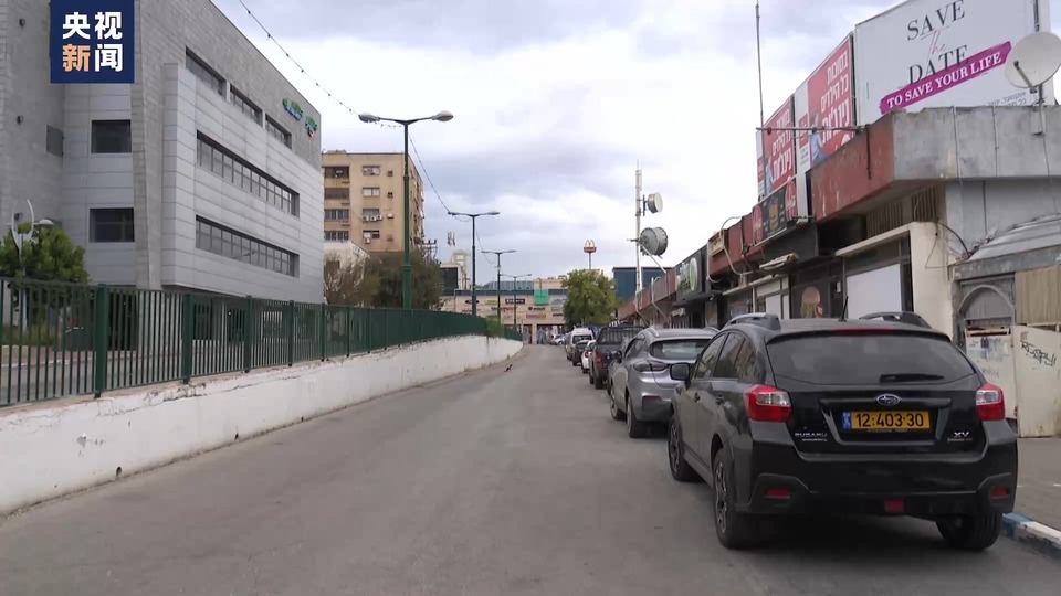 总台记者探访丨黎以临时边界交火持续 小城街道空荡少行人