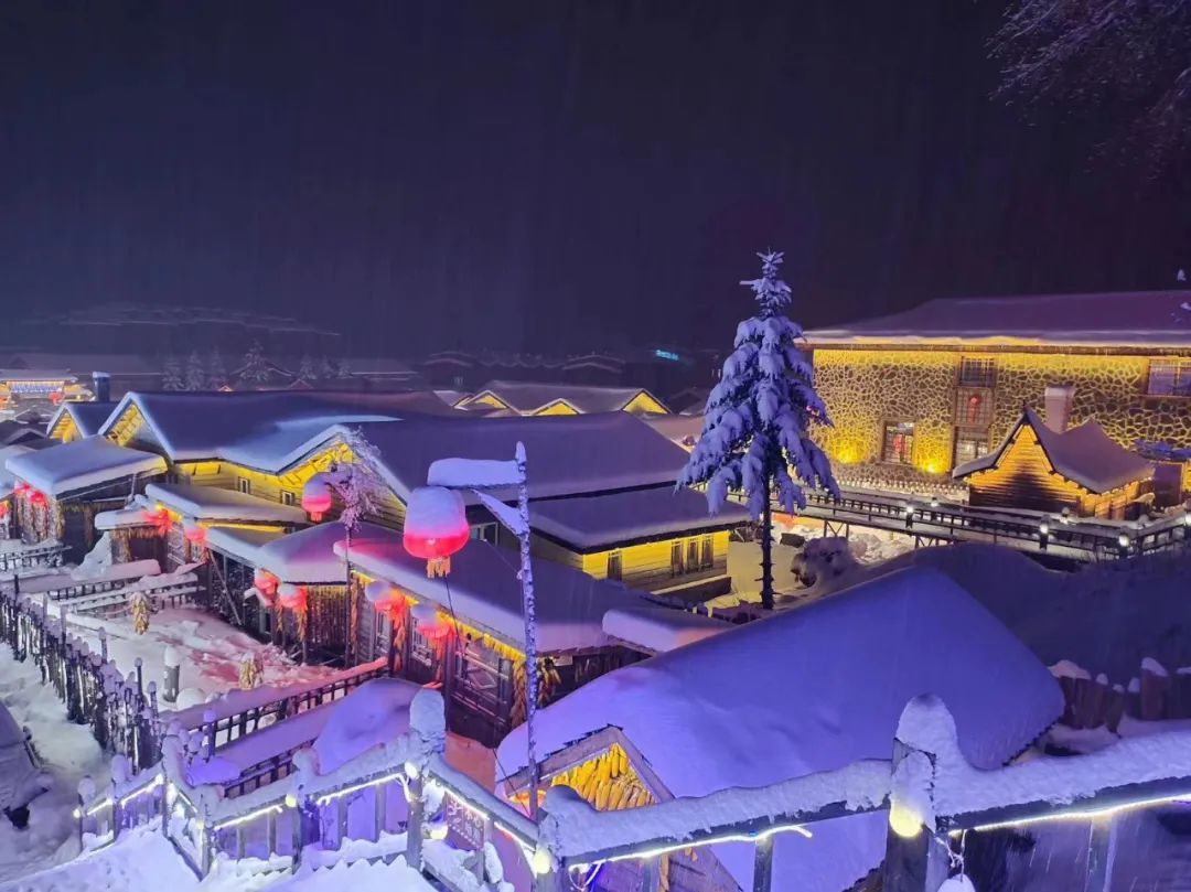 黑龙江雪乡景区11月10日零时起正式开园迎宾