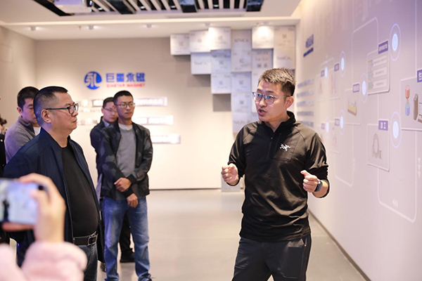 绵阳：项目建设火热提速 盛会筹备井然有序_fororder_图片2