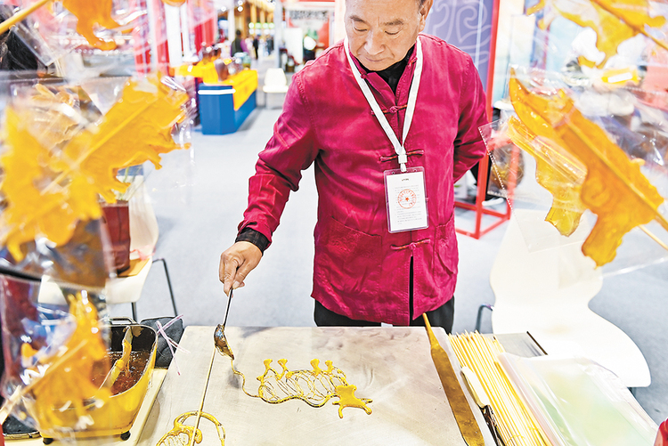 重庆国际文化产业博览会暨巴渝文化传承发展名品展开幕