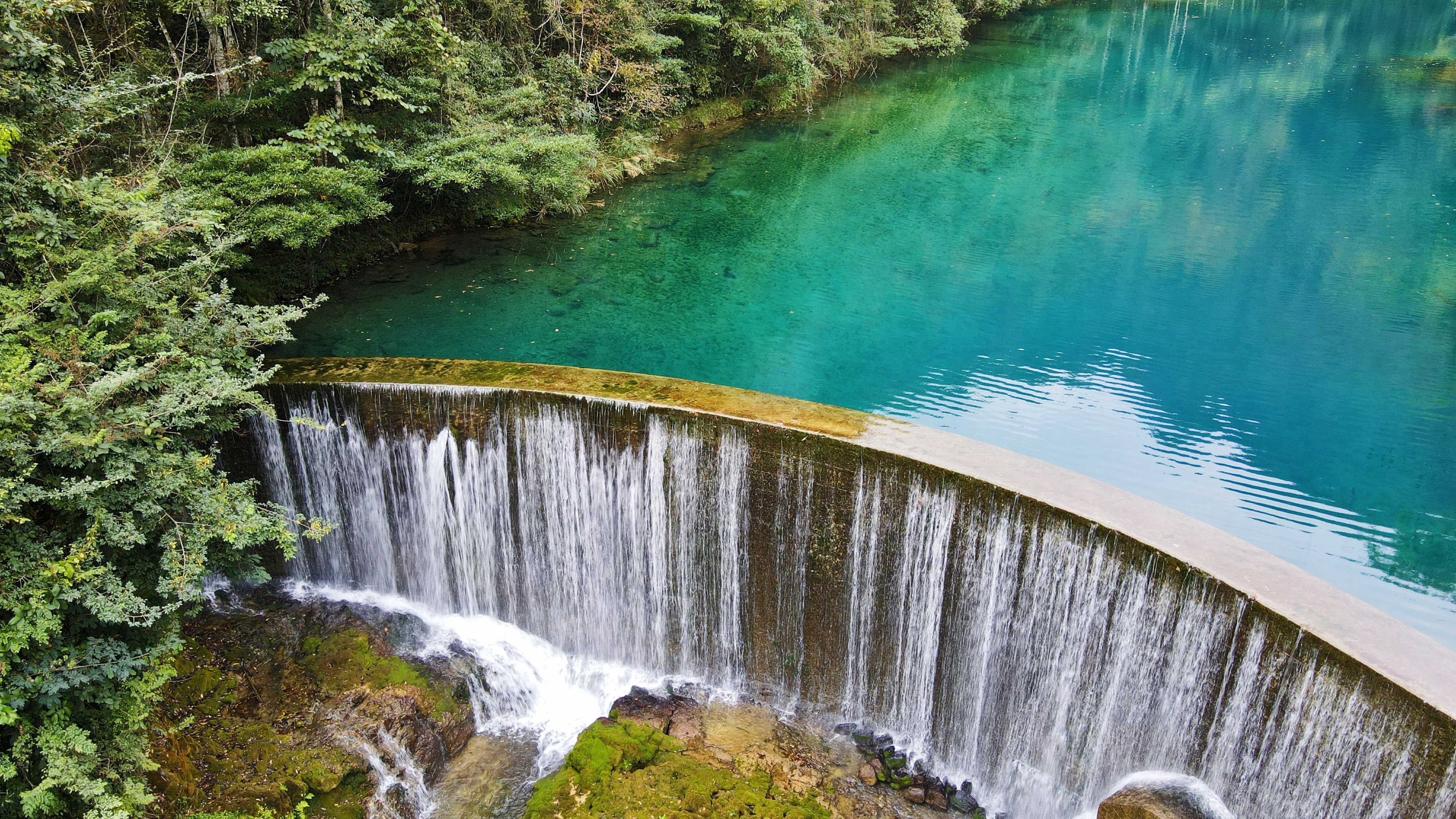 越南旅行商考察团走进贵州 领略山地公园省多彩风情