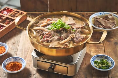 跷脚牛肉汤锅——一道拥有百年历史的乐山美食