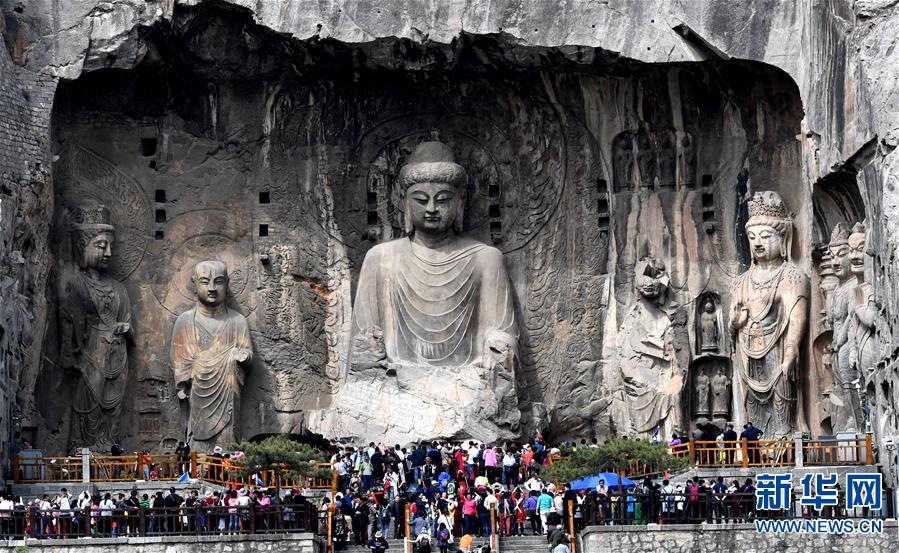 【焦点图-大图】【图说5】洛阳龙门石窟迎来旅游旺季