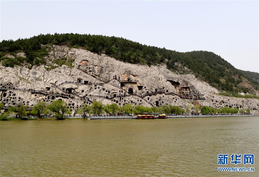 【焦点图-大图】【图说5】洛阳龙门石窟迎来旅游旺季