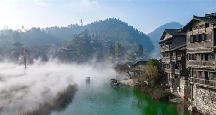走进月亮河森林童话 打卡后山西苗故里