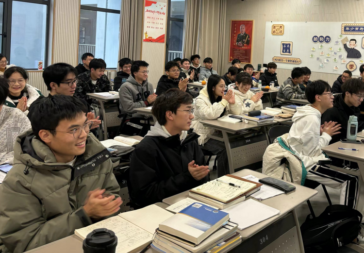 东华理工大学：“青年夜校”点亮青年创新成才课堂_fororder_图片11