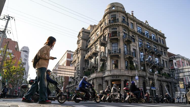 时政新闻眼丨习近平沪苏之行，蕴含哪些深意？