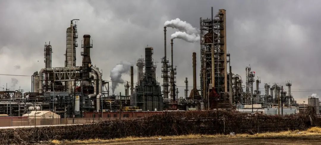 AC米兰官网-深度 借“绿”兴“产”：以可再生能源牵引“东产西移”与西北绿电消纳协同