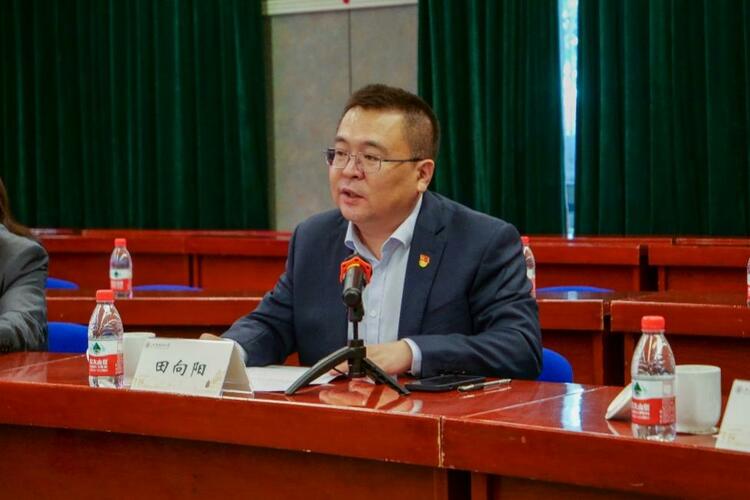 上海财经大学与上海期货交易所签署战略合作协议