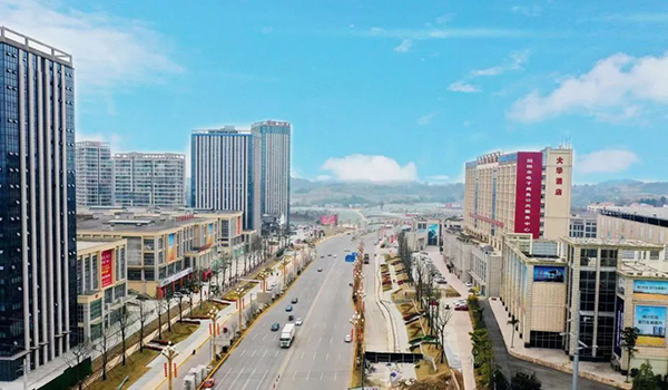 “临空”一跃 简阳“飞”出新格局_fororder_简阳城市面貌-供图-简阳市融媒体中心
