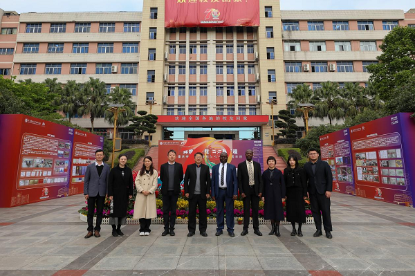 坦桑尼亚国家职业教育委员会一行赴重庆电力高等专科学校进行访问交流_fororder_图片3