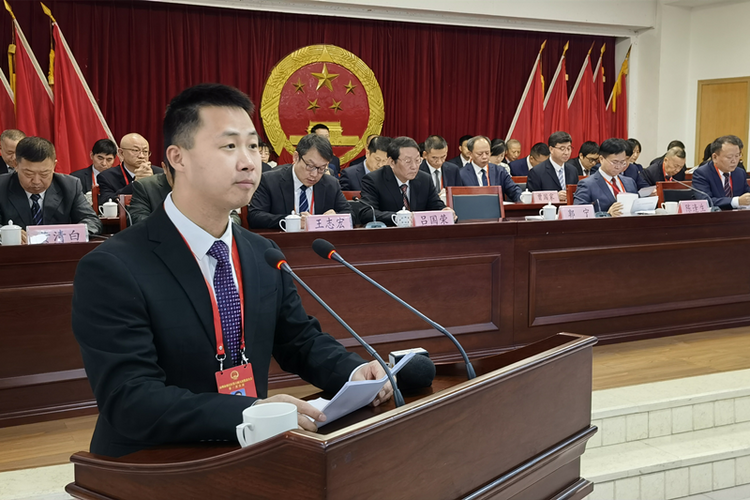 泉州市洛江区第六届人民代表大会第三次会议开幕_fororder_图片2