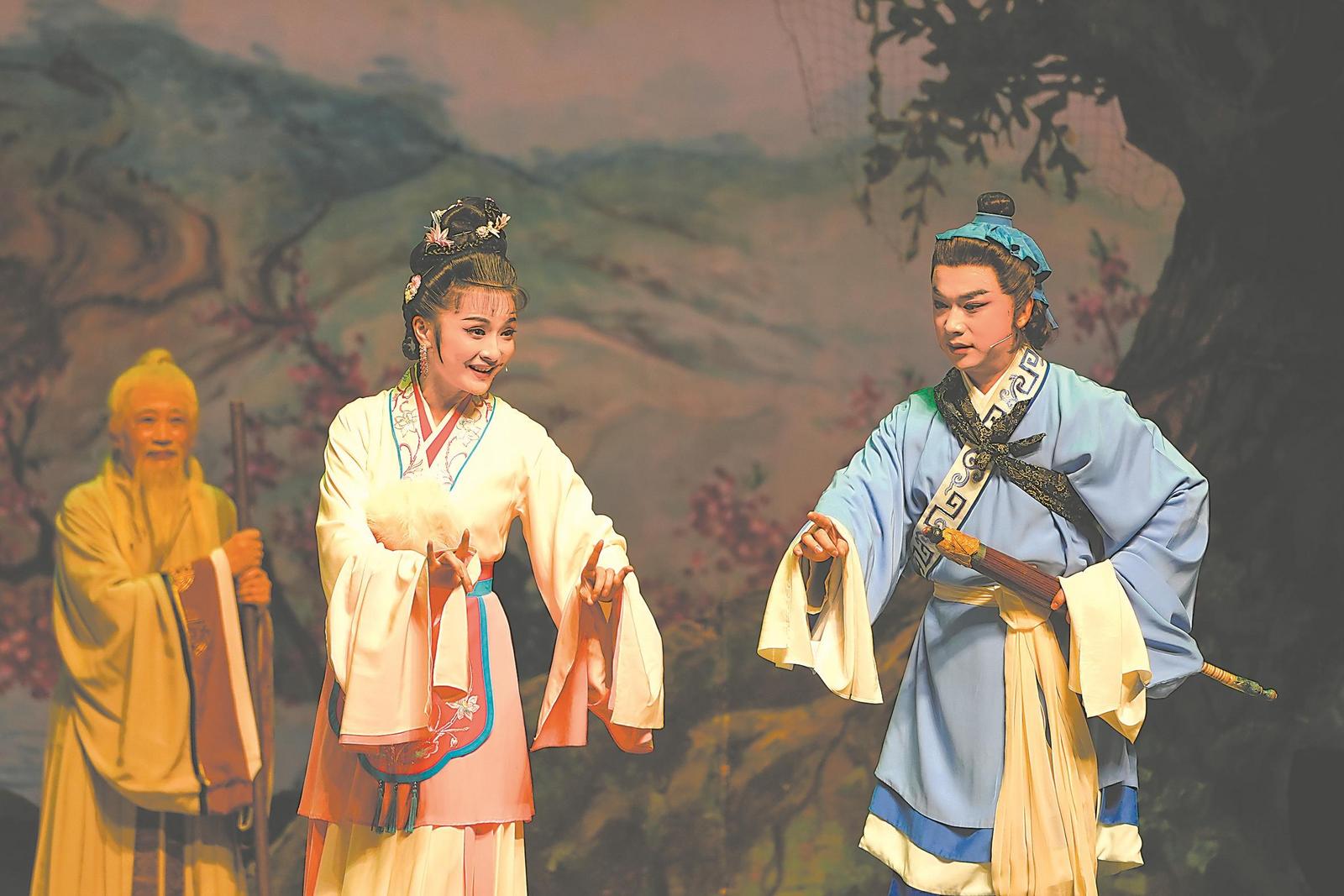 黄梅戏《天仙配》在京唱响青春旋律_fororder_50c3a116-b1c5-4ebe-b339-2134d053853e