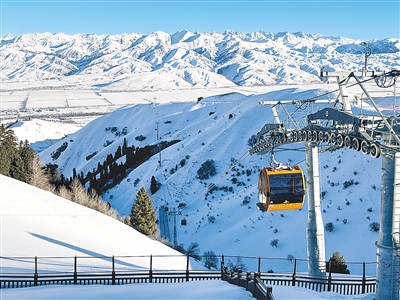 “追着雪花看新疆”主题采访纪行——  雪满天山路 文旅活力足