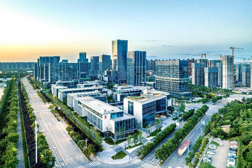 “双中心”核心区建设一周年 西安高新区亮出“成绩单”_fororder_图片4