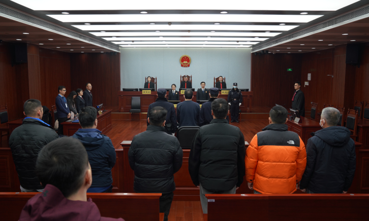 姜文华故意杀人案宣判：被判死缓，限制减刑