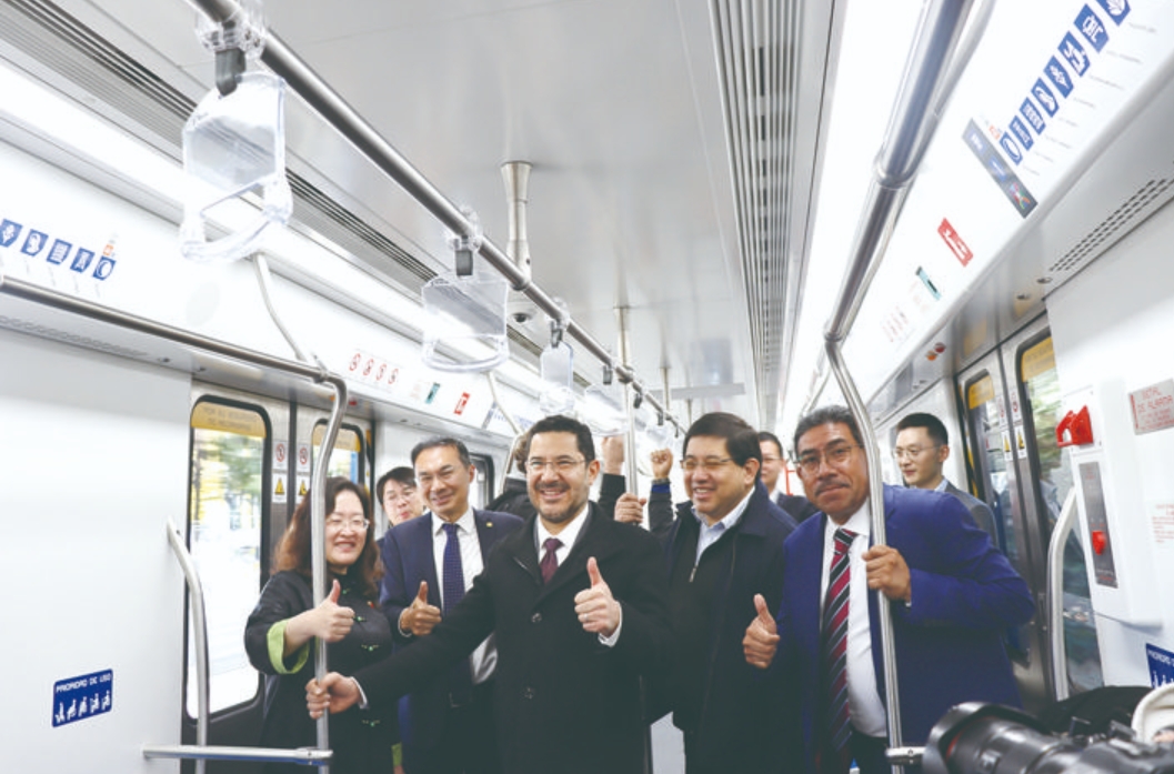 湖南“株洲造”轻轨列车在墨西哥城首开运营_fororder_22