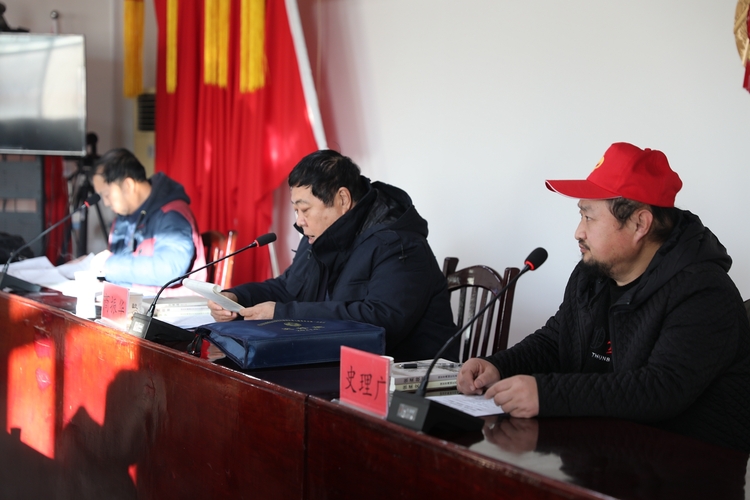 保定市满城区开展“双争”有我——文史大讲堂活动_fororder_《张柔文史》《张柔故事》主编商振华老师倾情讲述 摄影 周雪.JPG