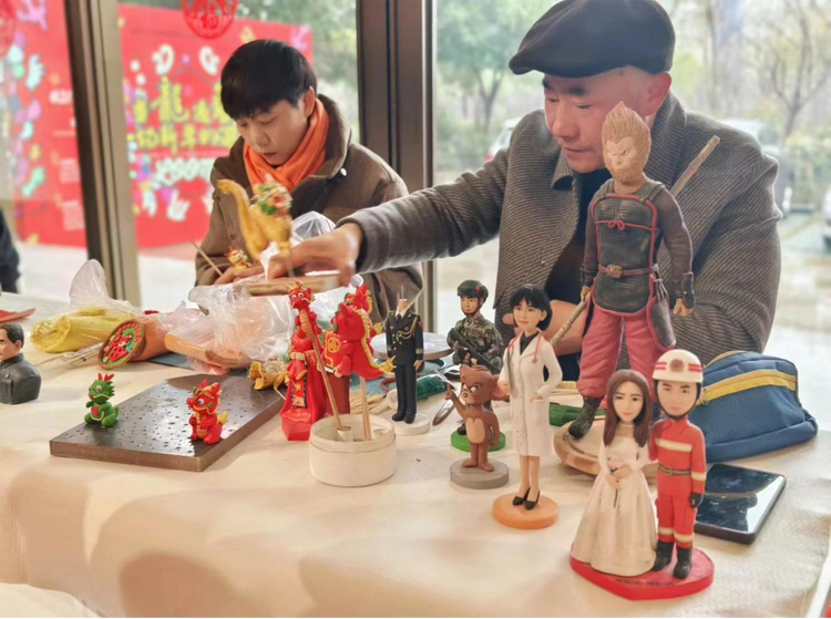 “当龙遇艺，一场新年的邂逅”民间文艺系列活动暨南昌首届民间工艺美术作品展开幕_fororder_93