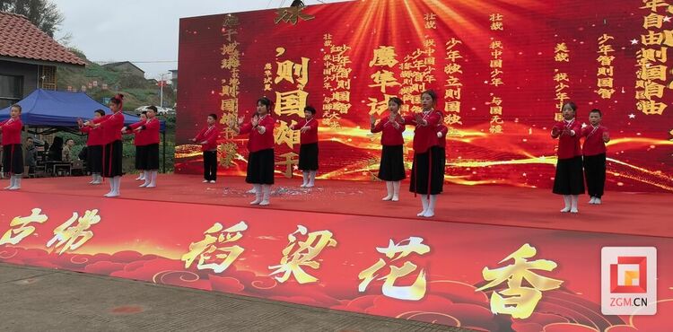 （转载）自贡富顺：魅力古佛“村晚”大联欢