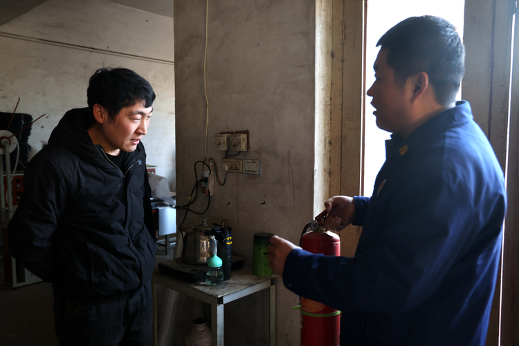 邢台清河：消防科普进社区 筑牢社区“防火墙”_fororder_2