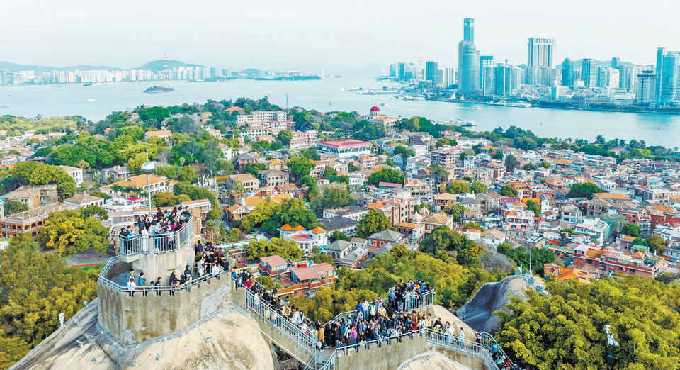 厦门：文旅消费活力足 景区商圈呈现红火景象_fororder_WX20240218-093433@2x