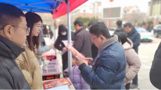河北盐山：跨省招工抢先机 引才援企开心局_fororder_河北盐山：跨省招工抢先机 引才援企开心局（1）156