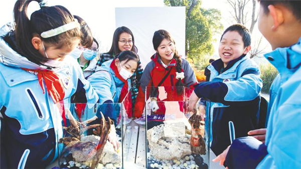 300名小学生跨越时空对话长江_fororder_01