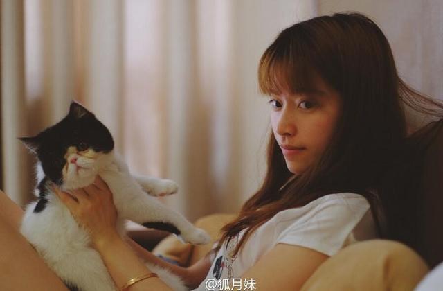 中戏女生被传插足张靓颖感情 素颜照片曝光_娱乐_腾讯网
