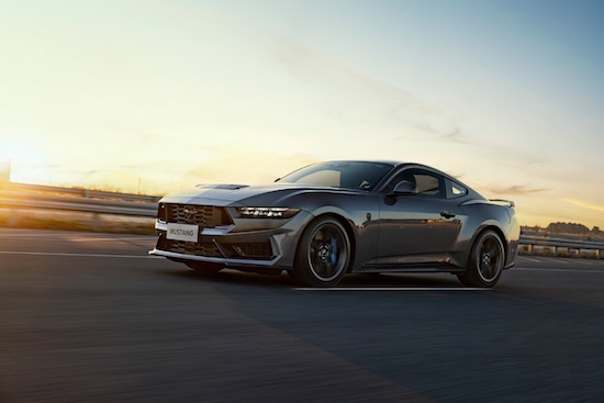 全新福特Mustang Dark Horse中规版车型动态首秀_fororder_image006