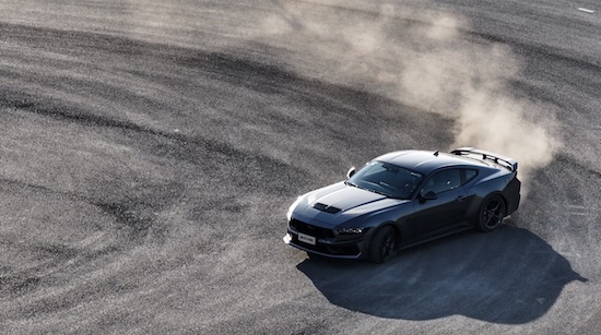 全新福特Mustang Dark Horse中规版车型动态首秀_fororder_image010