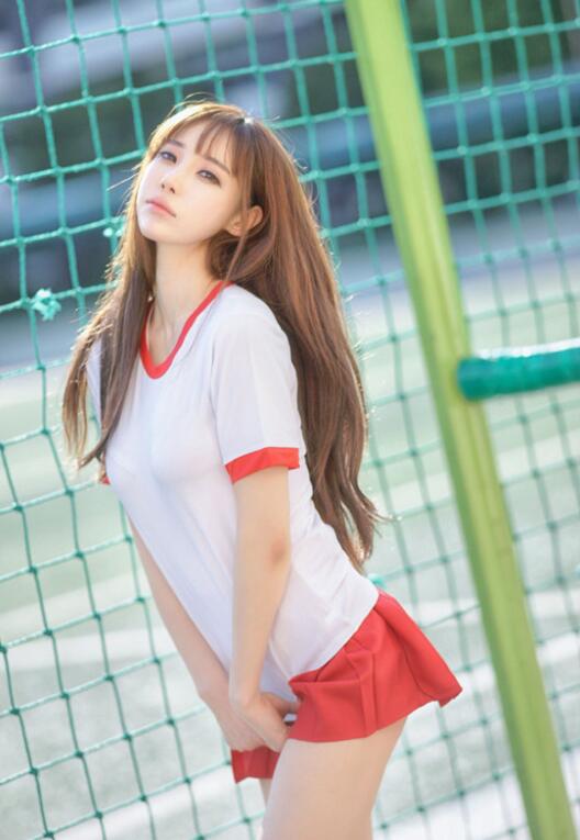 韩国人气女主播天使般面孔 娜美般火爆身材(图)