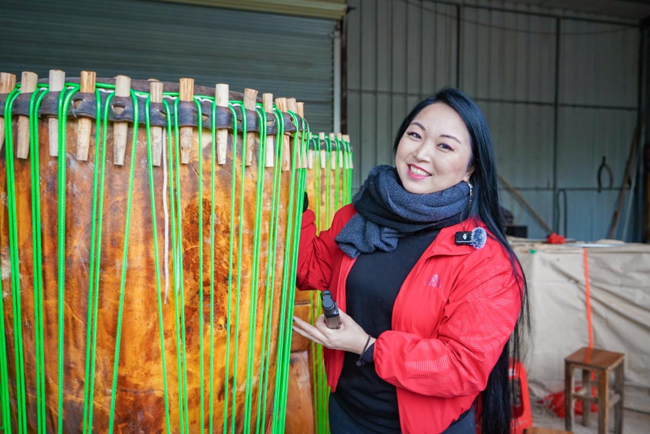 “云说壮美 钦州正当红”|广西烟墩大鼓传承千年 鼓声如雷惊艳巴西网络达人_fororder_20240206_124835