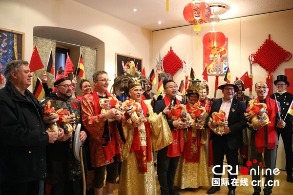 德国迪特福特市举办中国节   总台春晚宣传片首次亮相_fororder_3