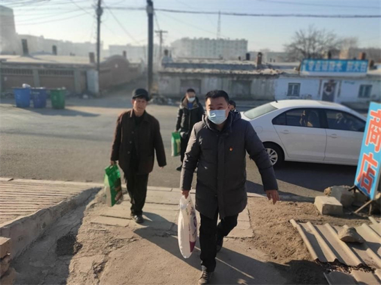 锦州市烟草专卖局（公司）用“志愿红”擘画“新年福”_fororder_锦州烟草3