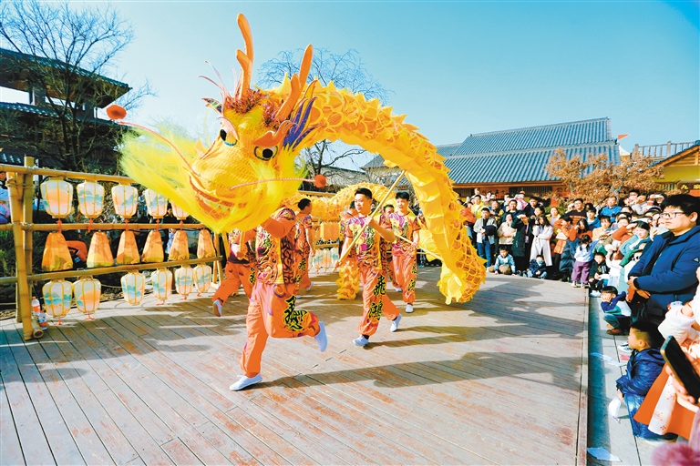 当春节遇上“国潮风”