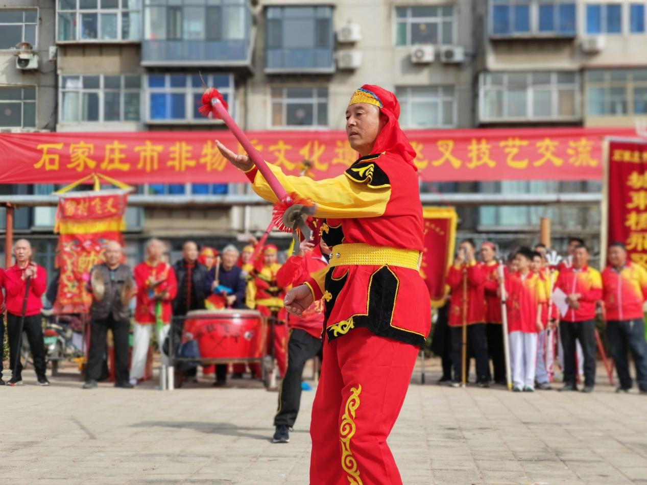 石家庄市新华区：技艺切磋传非遗 飞叉展演兴文化_fororder_图片 2