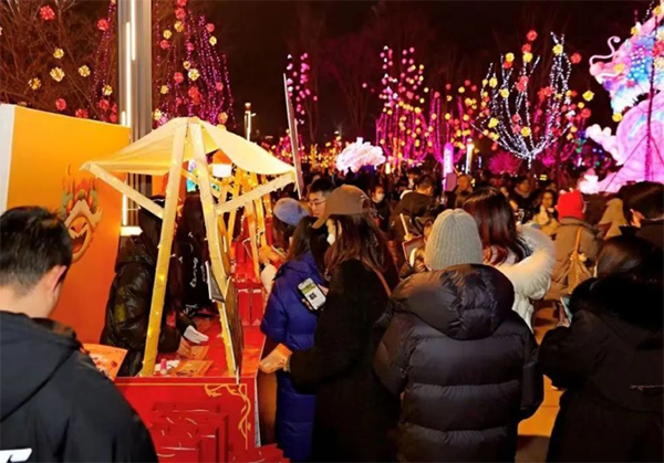 年味儿十足 成都市龙泉驿区再现“赶集”潮_fororder_未标题-2