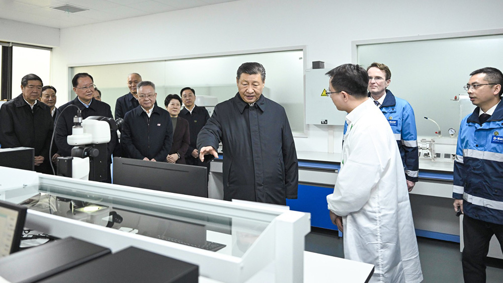 【讲习所·中国与世界】这个春天 读懂习近平走访一家合资企业的深意_fororder_推荐大图