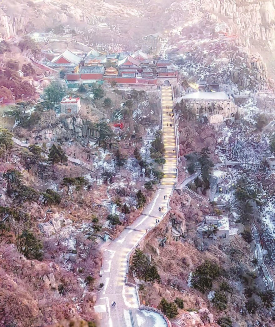 天下泰山丨雪后泰山 壮丽画卷