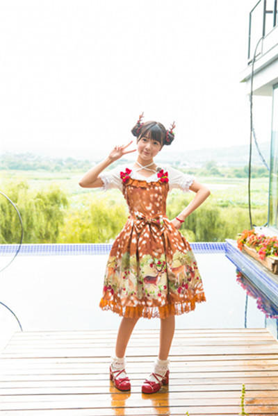 徐娇打破次元壁 “双面娇娃”玩转汉服Lolita风_娱乐_腾讯网